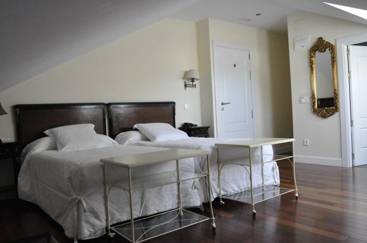 La Casona De Don Santos Hotel Proaza Bagian luar foto